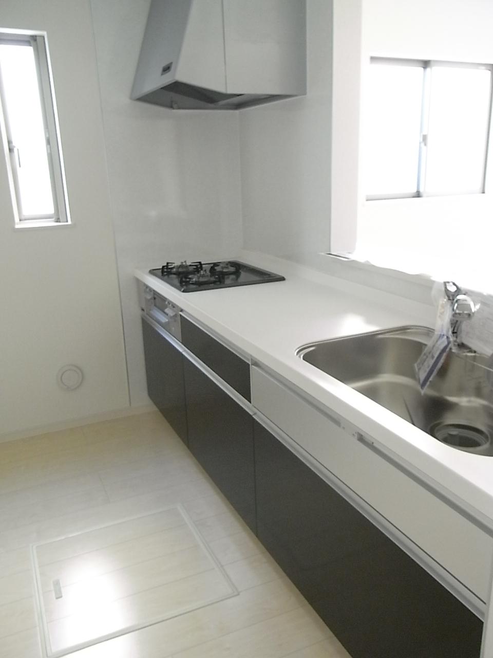 Kitchen. Same specifications