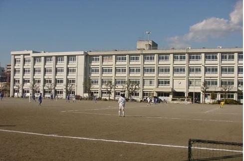 Junior high school. Shonandai 1000m until junior high school