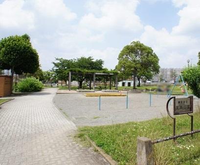 Other. About 30m to Tenjin park