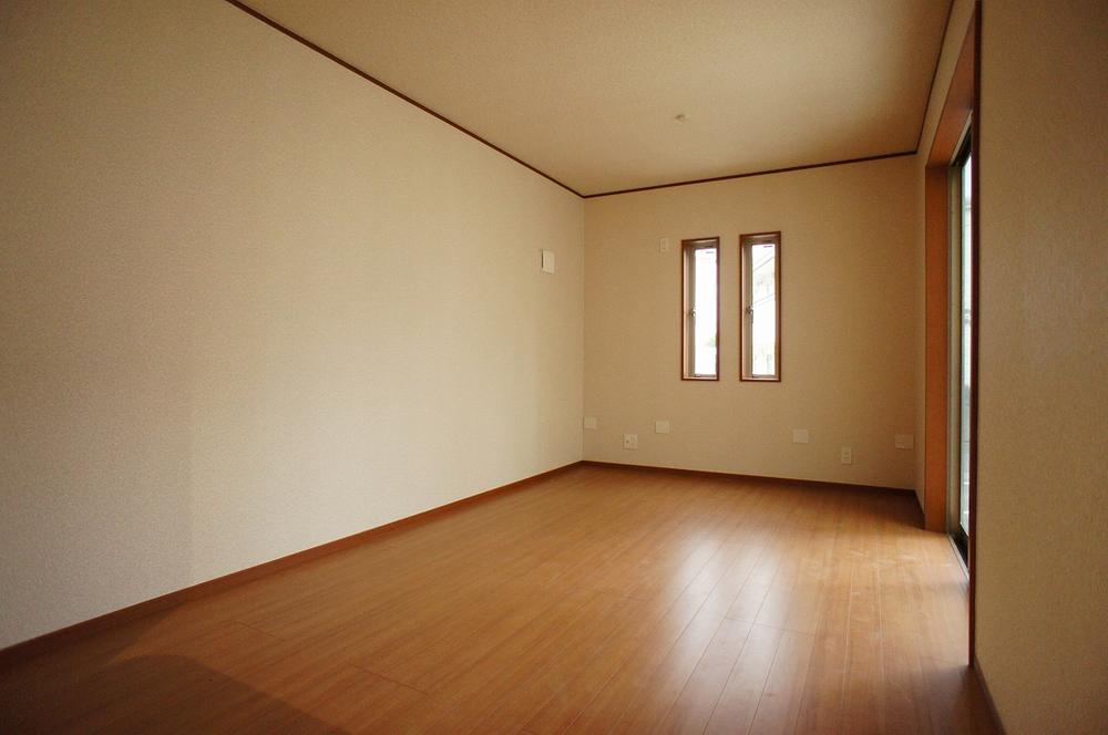 Living. Indoor (12 May 2013) Shooting, Easy-to-use is a good living.