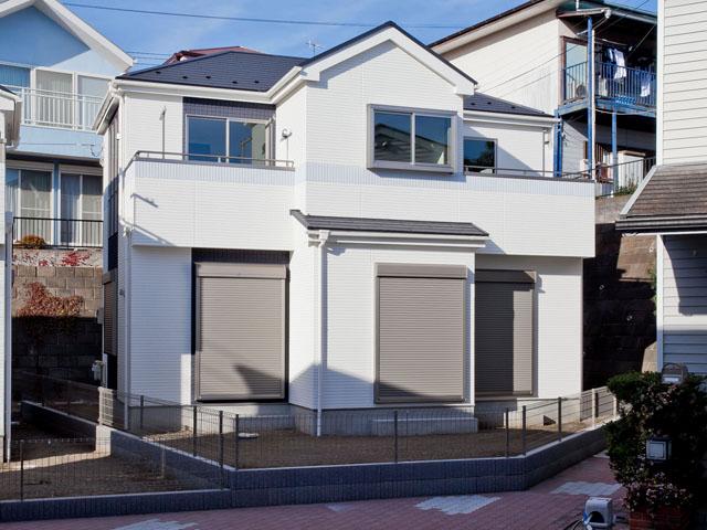 Local appearance photo. Local (12 May 2013) Shooting