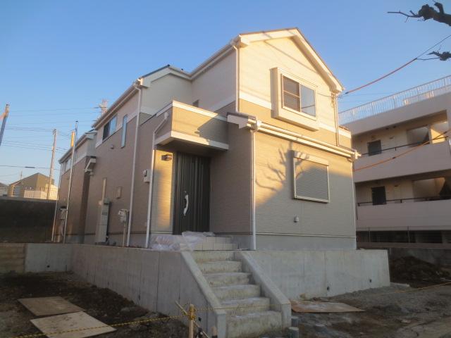 Local appearance photo