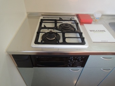 Other Equipment. Gas two-burner stove ・ With grill