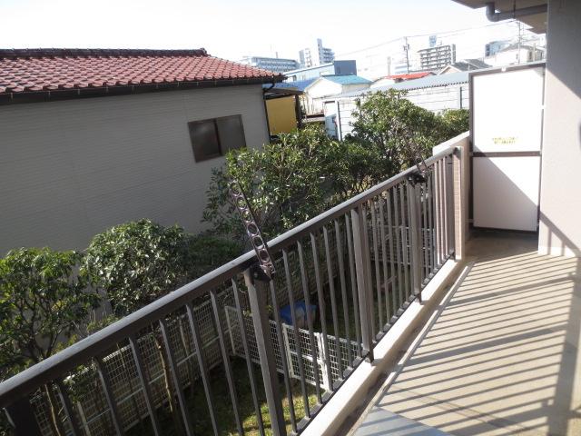 Balcony. Local (August 2013) Shooting