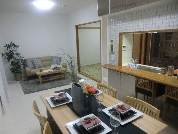 Local appearance photo. Living is.