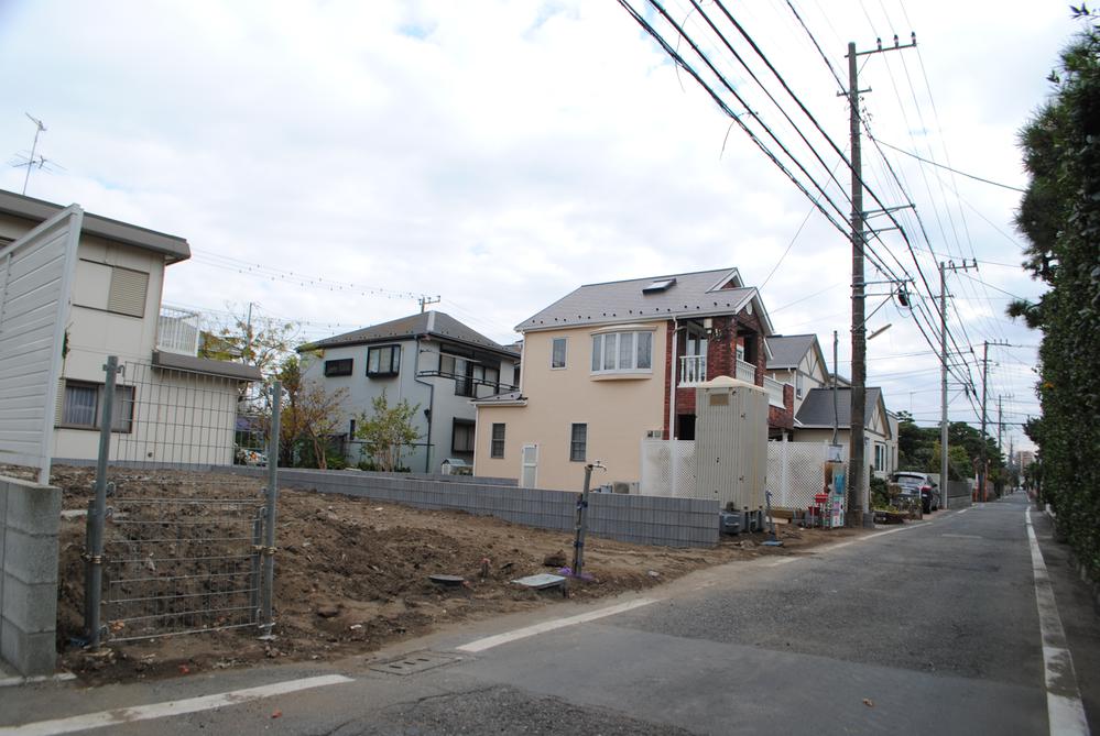 Local appearance photo. Local (12 May 2013) Shooting