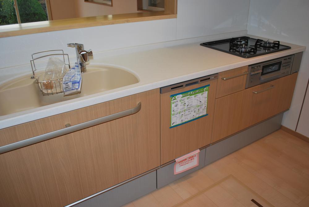 Kitchen. Building 2 indoor shooting