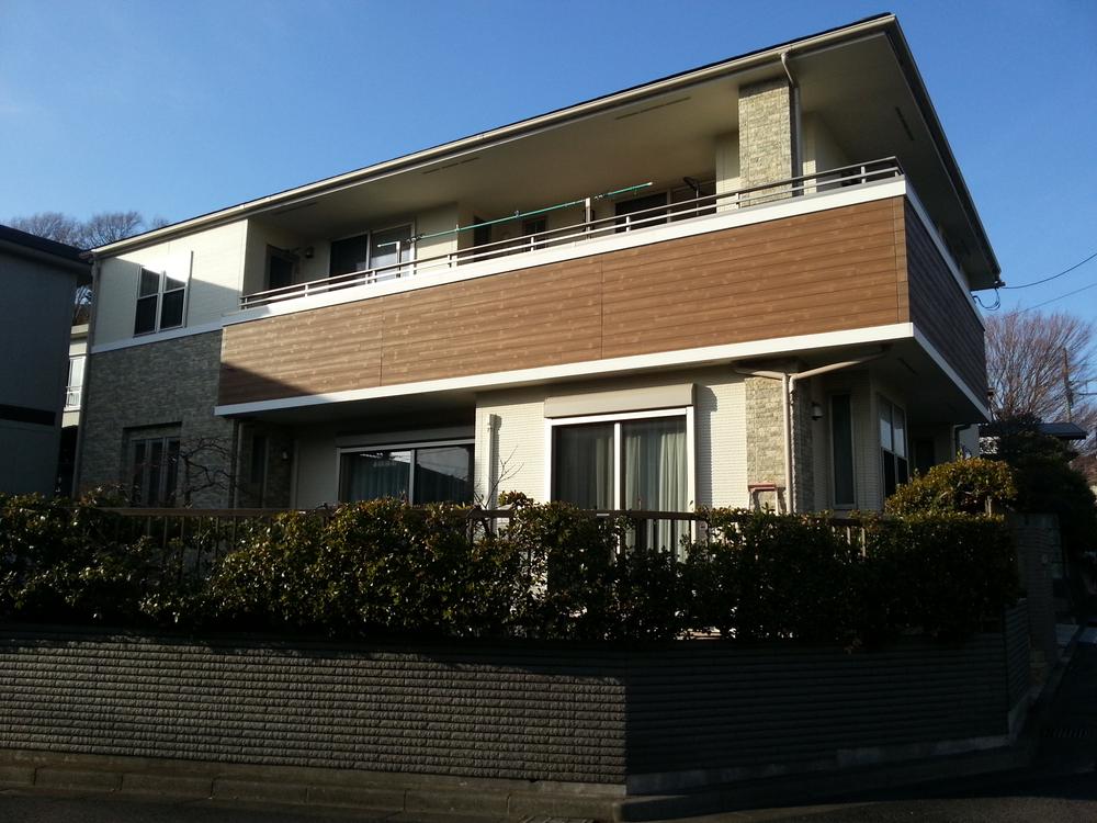 Local appearance photo. 2010 May Built Fujisawa Mirokuji 4-chome Detached appearance
