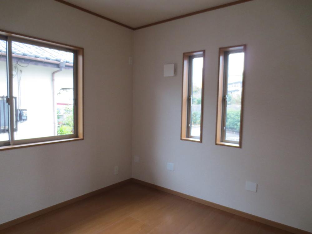 Non-living room. Indoor (11 May 2013) Shooting