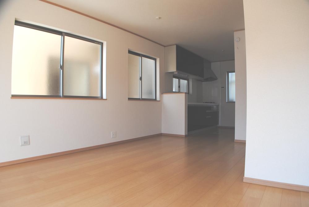 Kitchen. Indoor (11 May 2013) Shooting