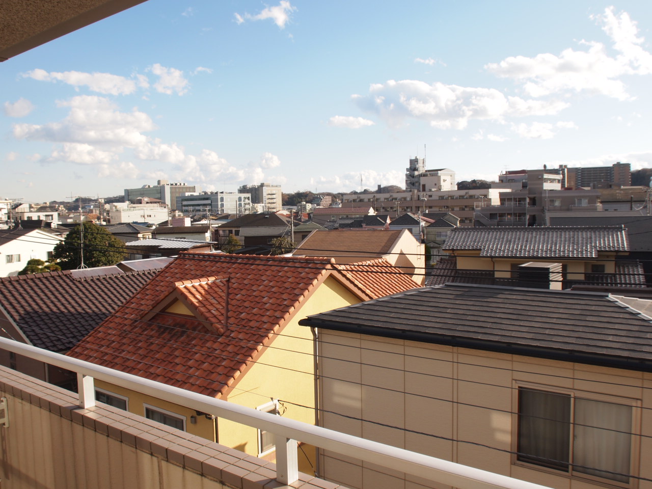 View. Also it overlooks Fujisawa Station city from the balcony! !