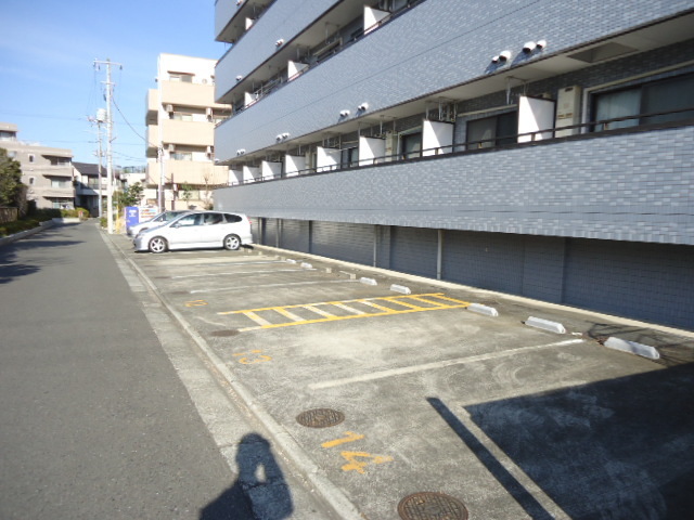 Parking lot.  ☆ Auto with lock Key money 0 yen ☆