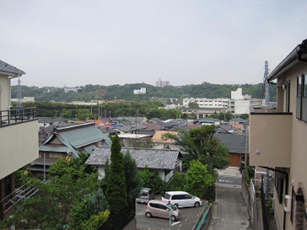 Hill photo. It is seen from the hill site (April 2013) Shooting