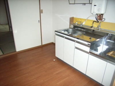 Kitchen. This is especially recommended for those who can find food in a gas stove installation Allowed