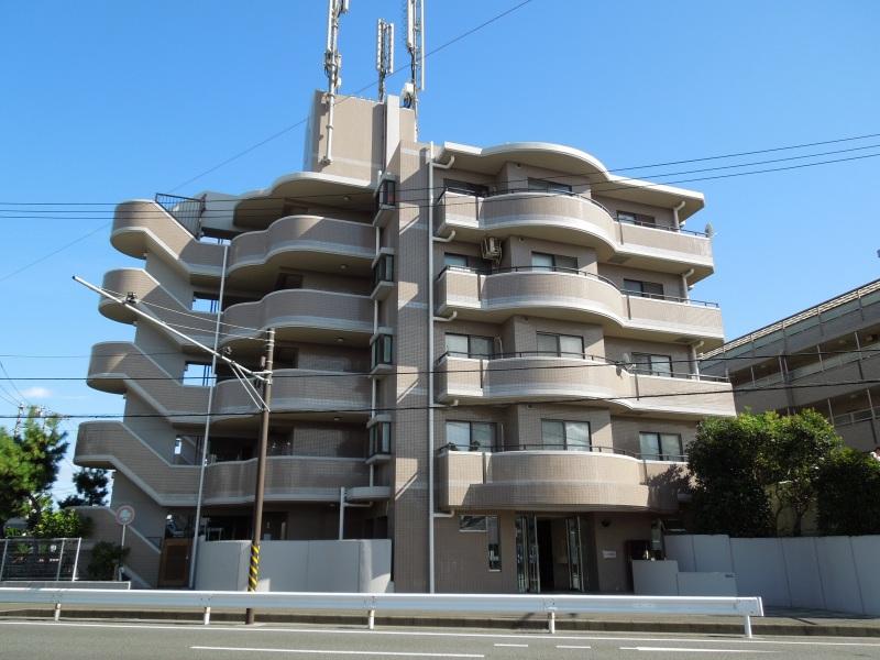 Local appearance photo. Near market and shopping area also has been enhanced.