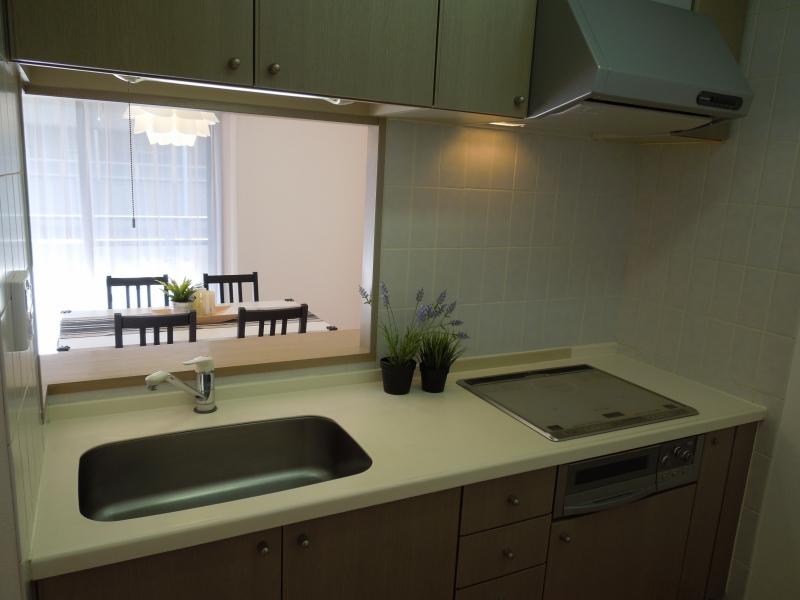 Kitchen. Counter kitchen.