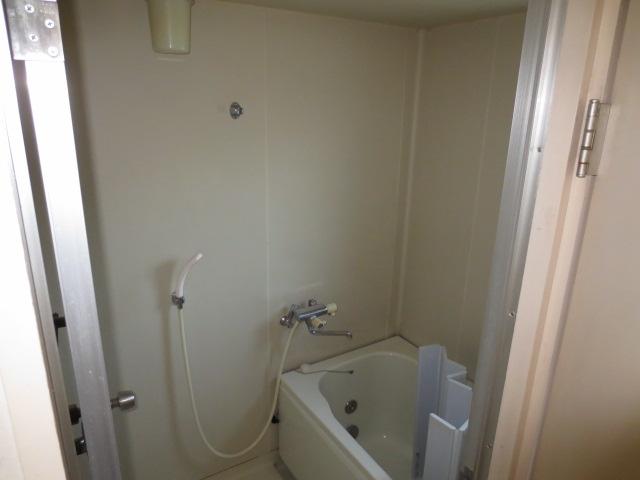 Bathroom. Indoor (September 2013) Shooting