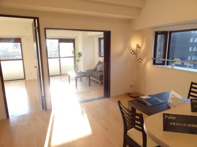 Living. Indoor (12 May 2013) Shooting