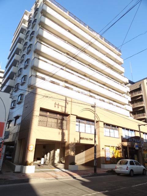 Local appearance photo. Local (12 May 2013) Shooting