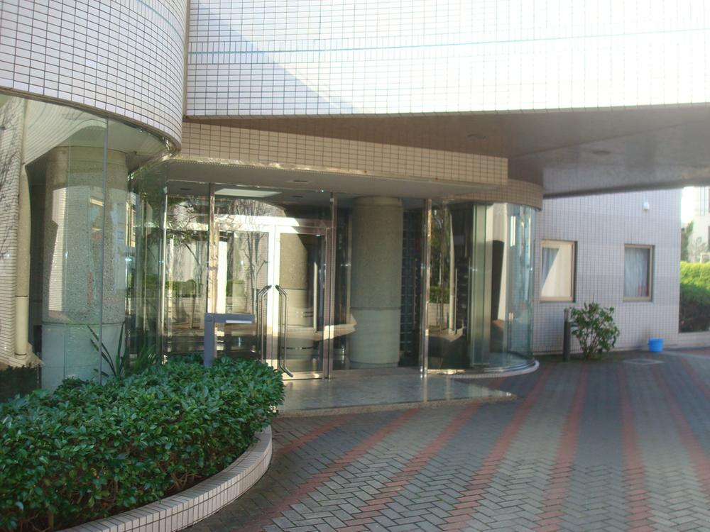 Local appearance photo. Local (11 May 2013) Shooting