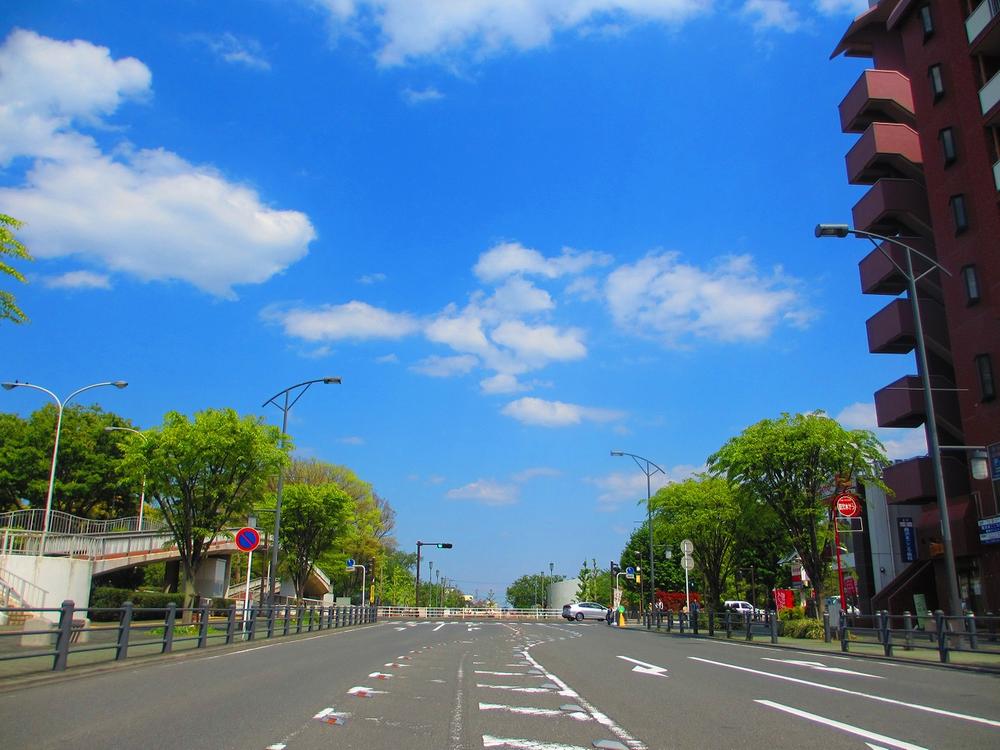 Streets around. Shonandai east exit nearby streets