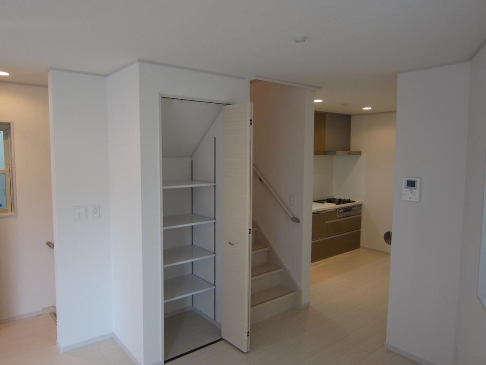 Living. Indoor (September 2013) Shooting