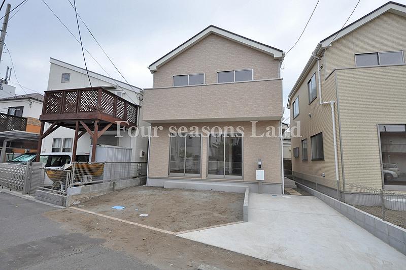 Local appearance photo. Local (11 May 2013) Shooting 1 Building