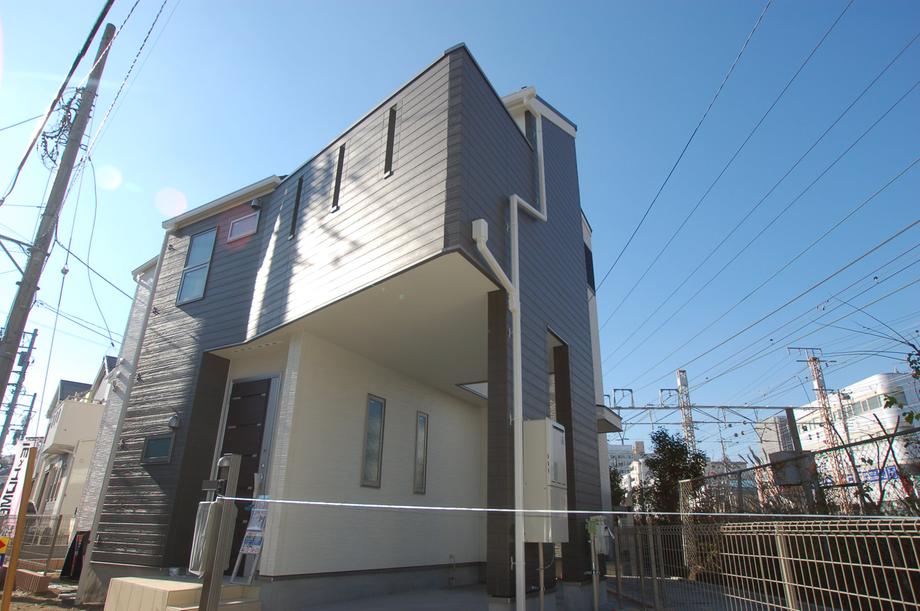 Local appearance photo