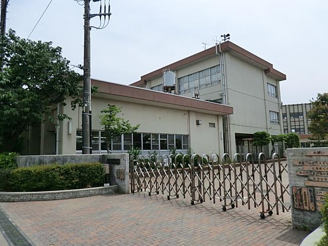 Primary school. 450m until the Fujisawa Municipal Hachimatsu Elementary School