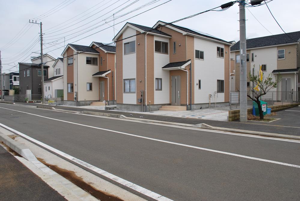 Local appearance photo. Local shooting