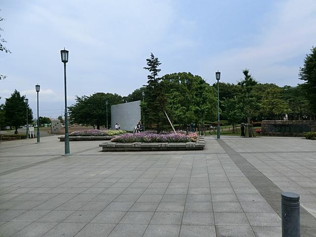 park. 290m until Shonandai park