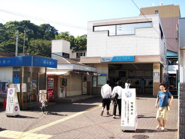station. Fujisawa Honmachi Station about 880m