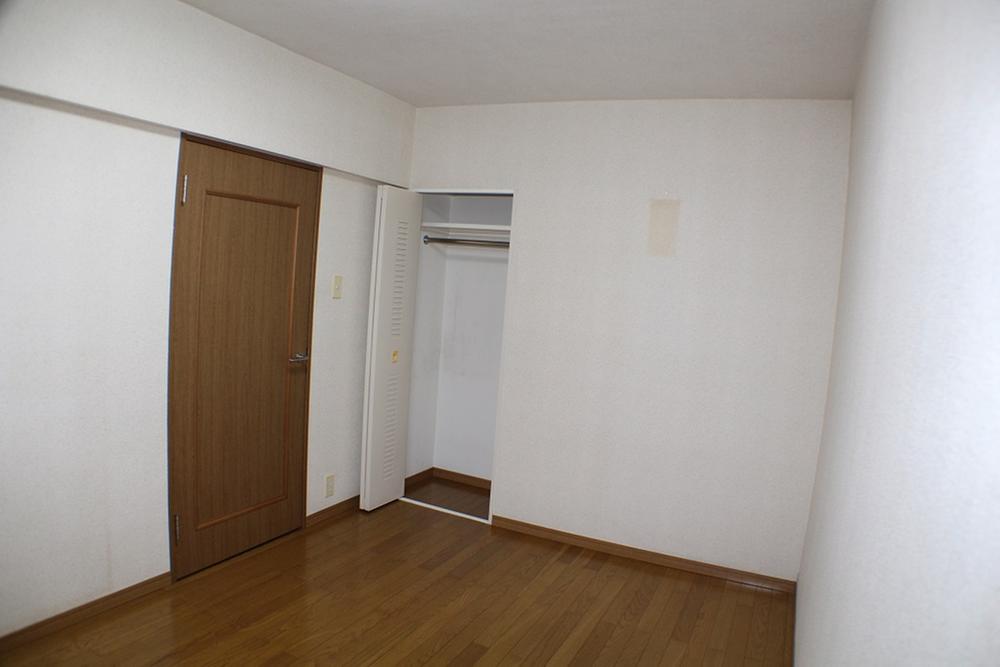 Non-living room. Room (August 2013) Shooting