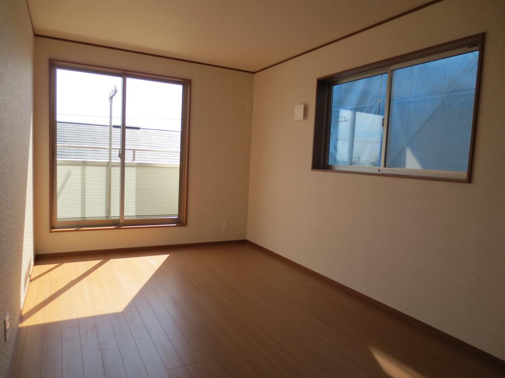 Non-living room. Indoor (10 May 2013) Shooting