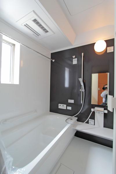 Same specifications photo (bathroom). Construction results