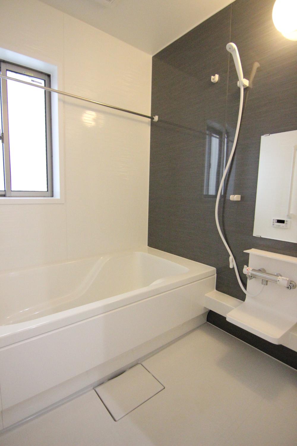 Same specifications photo (bathroom). 27 Building: system bus construction cases ※ With bathroom ventilation dryer