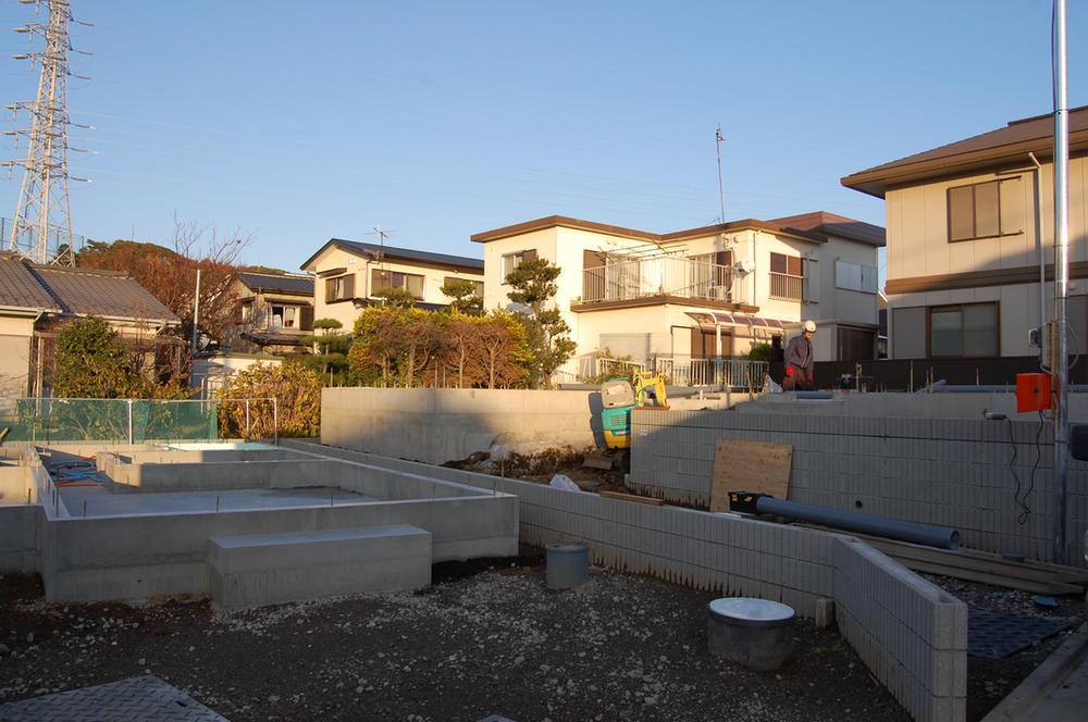 Local appearance photo. Local (11 May 2013) Shooting