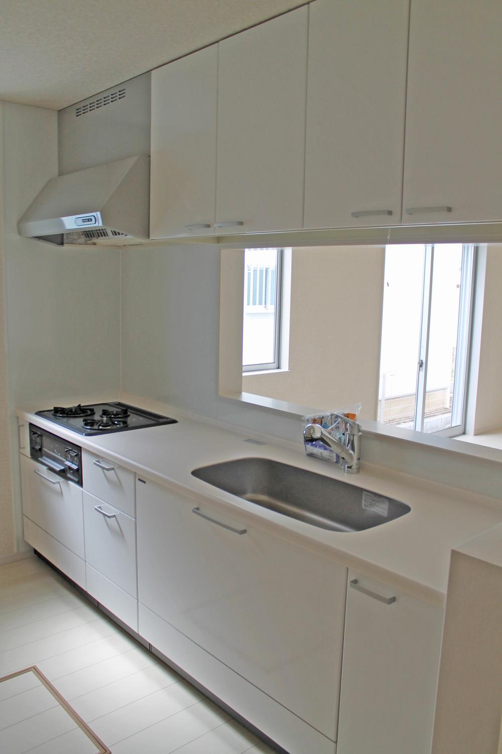 Same specifications photo (kitchen). Interior construction results