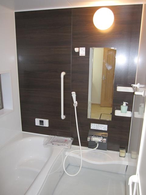 Same specifications photo (bathroom). Construction example photo