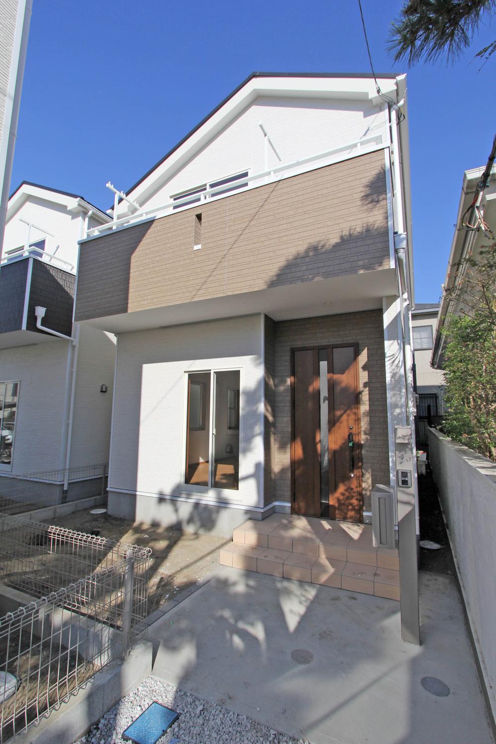 Local appearance photo. Local (December 05, 2013) Shooting It was a photo update.  Building 3