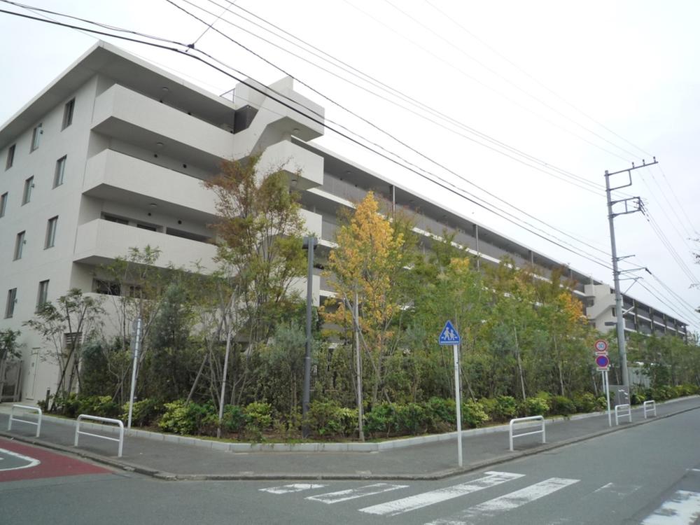 Local appearance photo. Exterior (2013 October shooting)