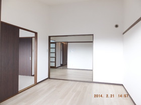 Living and room. DK from Western-style (6 tatami mats)