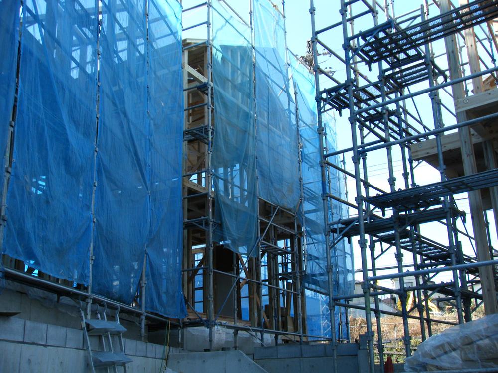 Local appearance photo. Building 2