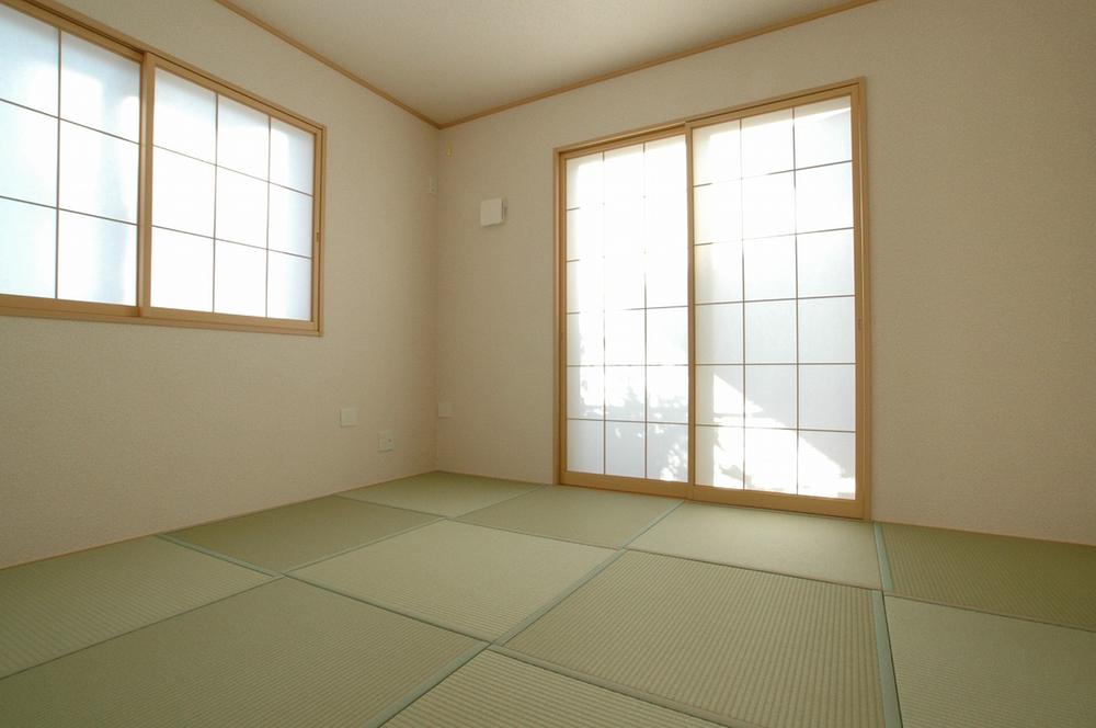 Same specifications photos (Other introspection). Japanese-style room is available also available as possible and drawing room to lay the child
