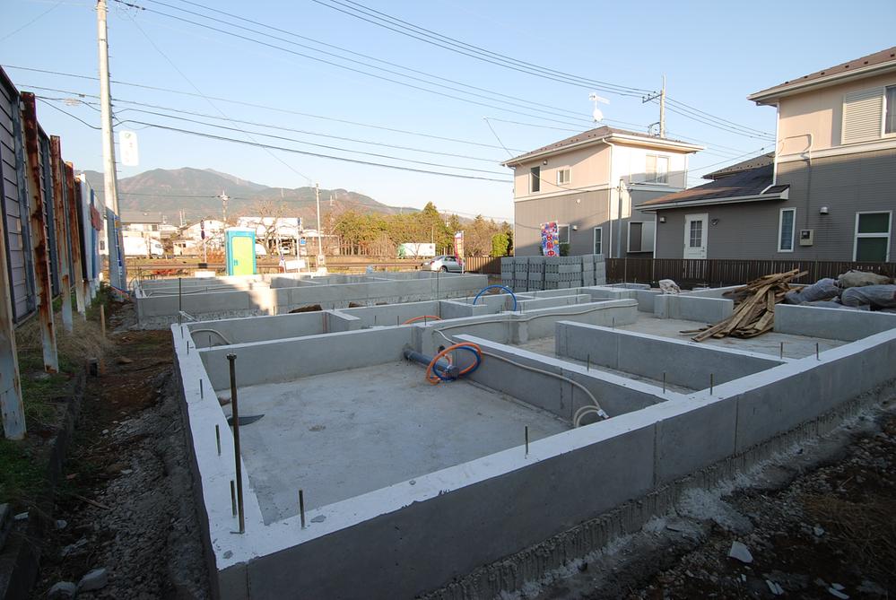 Local appearance photo. Local (12 May 2013) Shooting