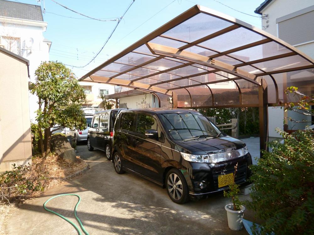 Local appearance photo. Parking space January 2013 shooting