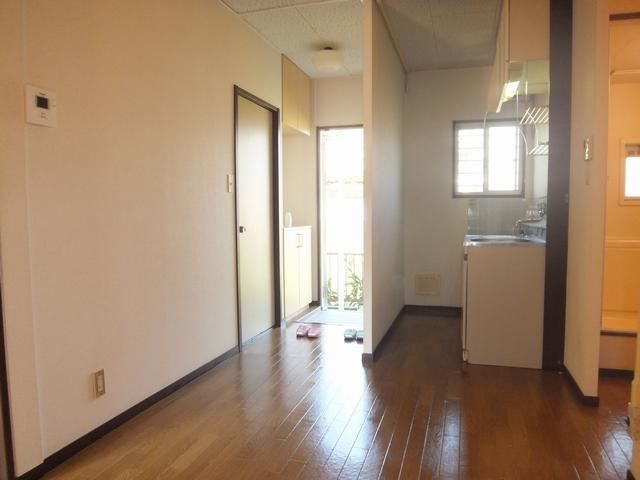 Living and room