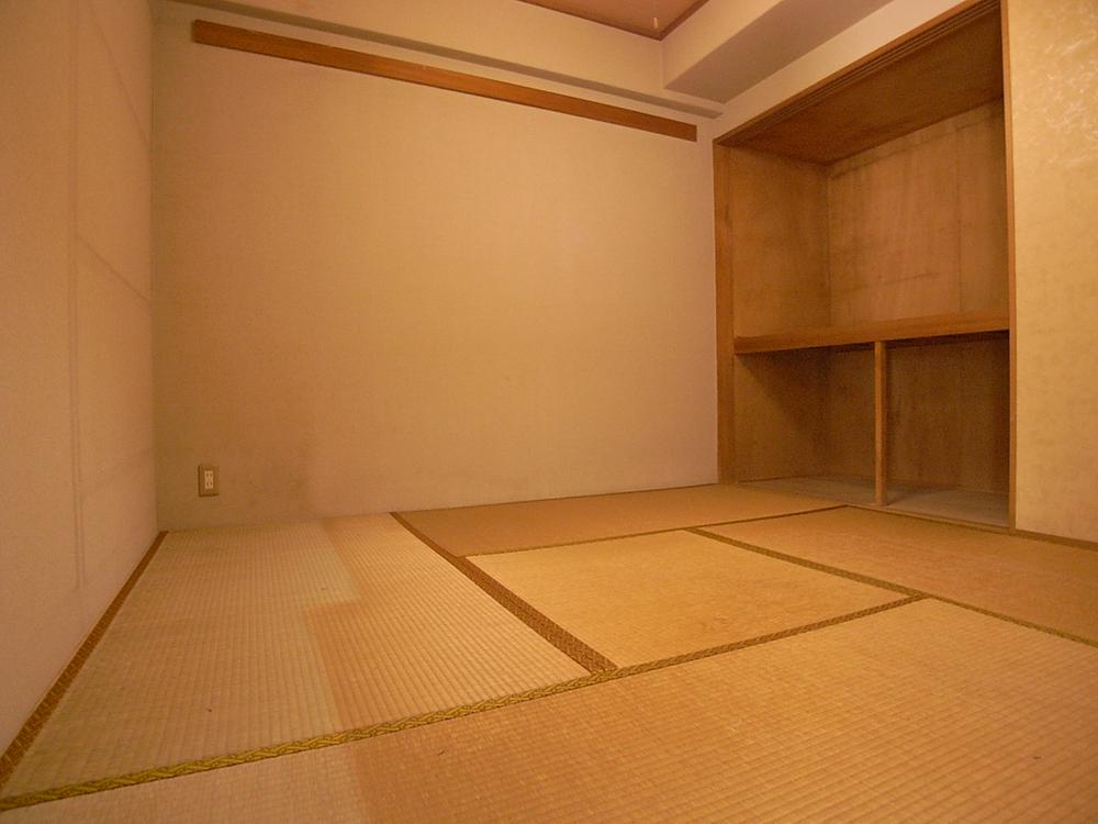Non-living room. Japanese-style room (September 2013) Shooting