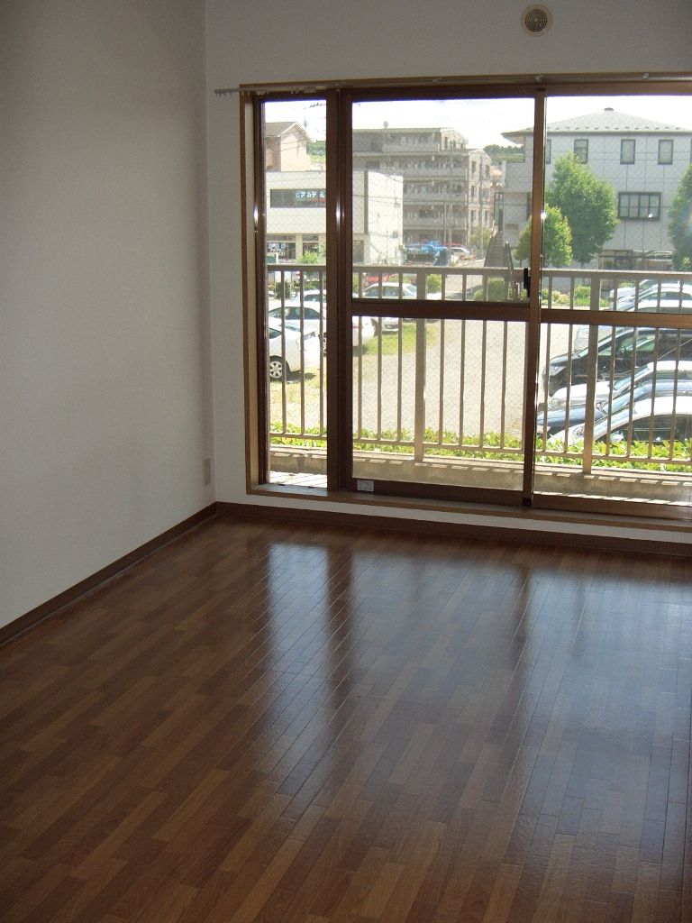 Living and room. Western-style 7.4 tatami Will be inverted type of photo.