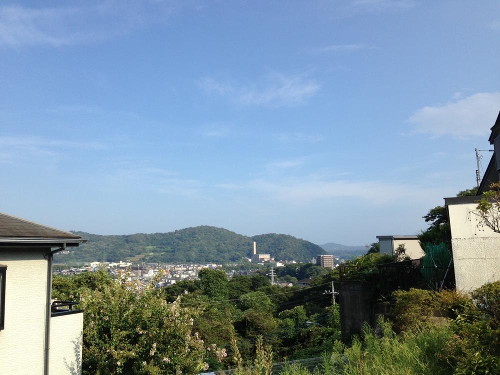 View photos from the dwelling unit. Local (August 2013) Shooting View is good per sun per hill.